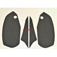 NAKLEJKA NA BAK TANKPAD ANTYPOŚLIZGOWY 2 CZĘŚCI RG RACING SUZUKI GSXR600/750 (08-10) BLACK