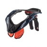 LEATT OCHRANIACZ SZYI 5.5 NECK BRACE CORAL KOLOR CZARNY/KORALOWY ROZMIAR S/M
