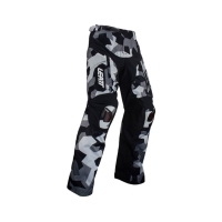 LEATT SPODNIE MOTO 5.5 ENDURO PANTS FORGE KOLOR CZARNY/SZARY/CAMO ROZMIAR M