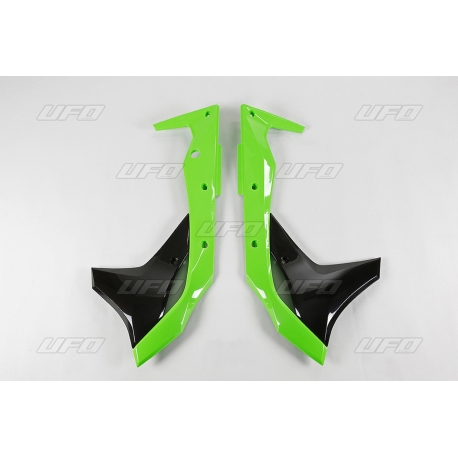 UFO OSŁONY CHŁODNICY KAWASAKI KXF 250 '17-'20 KOLOR OEM '17-'18 I '20 (ZIELONY/CZARNY)