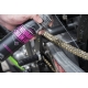 Muc-Off 637 - Smar do łańcucha na zmienne warunki pogodowe, baza ceramiczna - 400ml - All-Weather Chain Lube