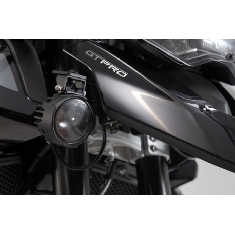 ZESTAW ŚWIATEŁ DROGOWYCH EVO SW-MOTECH TRIUMPH TIGER 900/GT/RALLY/PRO (19-23) BLACK