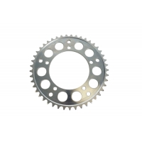 CHT ZĘBATKA TYLNA 4398 45 SUZUKI GSXR 600 '01-'05, GSXR 750 '06-'10, TRIUMPH 600/650 (JTR1792.45)