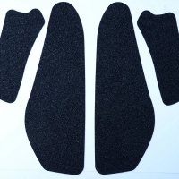 NAKLEJKA NA BAK TANKPAD ANTYPOŚLIZGOWY 4 CZĘŚCI RG RACING TRIUMPH DAYTONA 955I 02-06 CLEAR