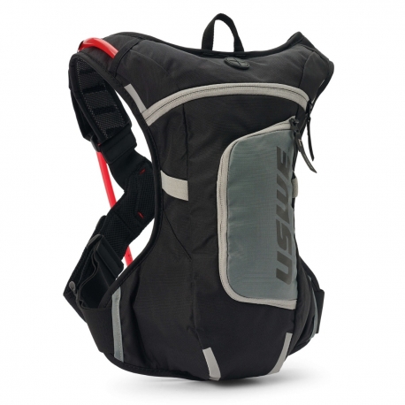 USWE CAMEL BAG MOTO HYDRO 4 CARBON BLACK KOLOR CZARNO MOTO/ROWER POJEMNOŚĆ 3L PŁYN (4L PLECAK+3L PŁYN) ZASTĘPUJE USWE2043401