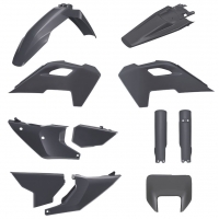 POLISPORT KOMPLET PLASTIKÓW (FULL KIT) HUSQVARNA TE/FE TPI '24-'25 W ZESTAWIE OSŁONA LAMPY PRZEDNIEJ I OSŁONY AMORTYZATORÓW KOLO