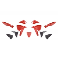 RACETECH (RTECH) 2025/12 KOMPLET PLASTIKÓW (REVOLUTION) (BEZ PRZEDNIEGO BŁOTNIKA) KOVE X PRO / RALLY 800 '24-'25 KOLOR CZARNY / 