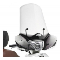 KAPPA SZYBA SUZUKI SIXTEEN 125-150 (08-16) 56,5 x 71,5 CM PRZEZROCZYSTA - POTRZEBNE MOCOWANIE A169AK -drobne rysy u dołu szyby