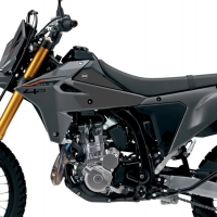 NAKLEJKA NA BAK TANKPAD ANTYPOŚLIZGOWY RG RACING SUZUKI DR-Z4SM 25-
