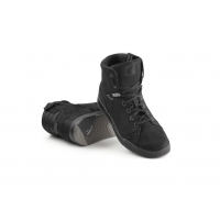 FORMA BUTY SWIFT X FIT DRY KOLOR CZARNY ROZMIAR 42